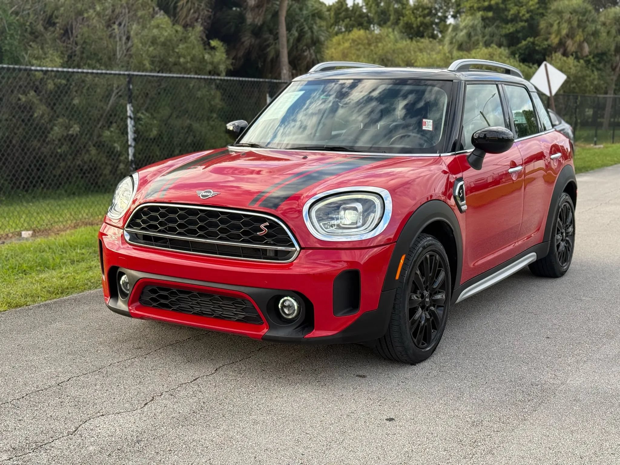 Used 2022 MINI Cooper Countryman S FWD image 9