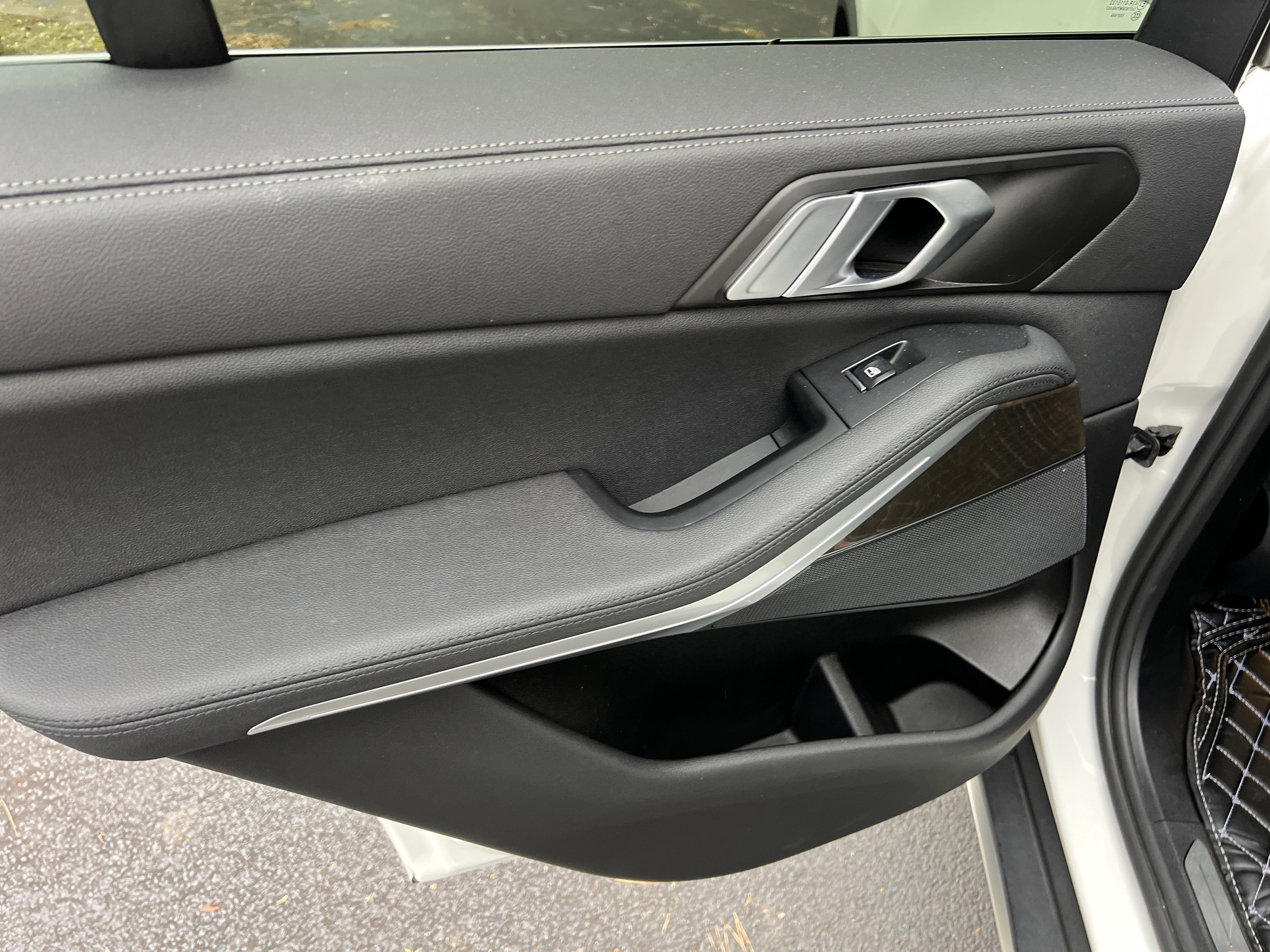 Used 2021 BMW X5 sDrive40i w/ Convenience Package image 23