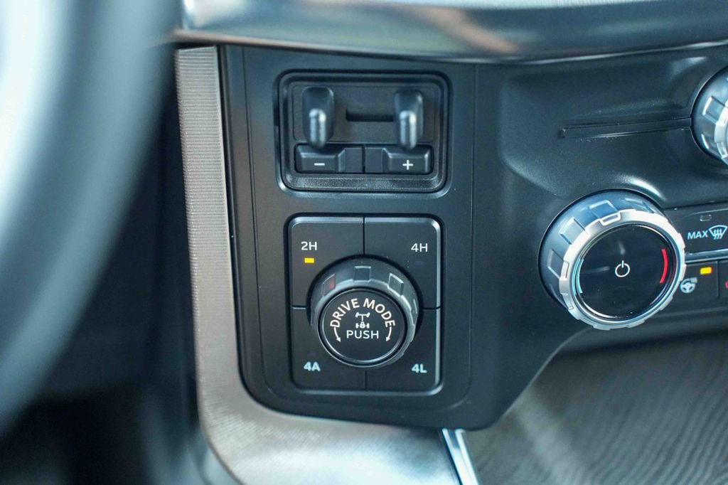 Used 2022 Ford F150 Platinum w/ Equipment Group 701A High AWD/4WD image 34