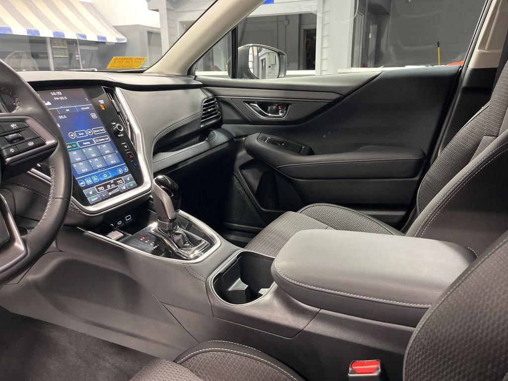 Used 2024 Subaru Outback Premium image 15