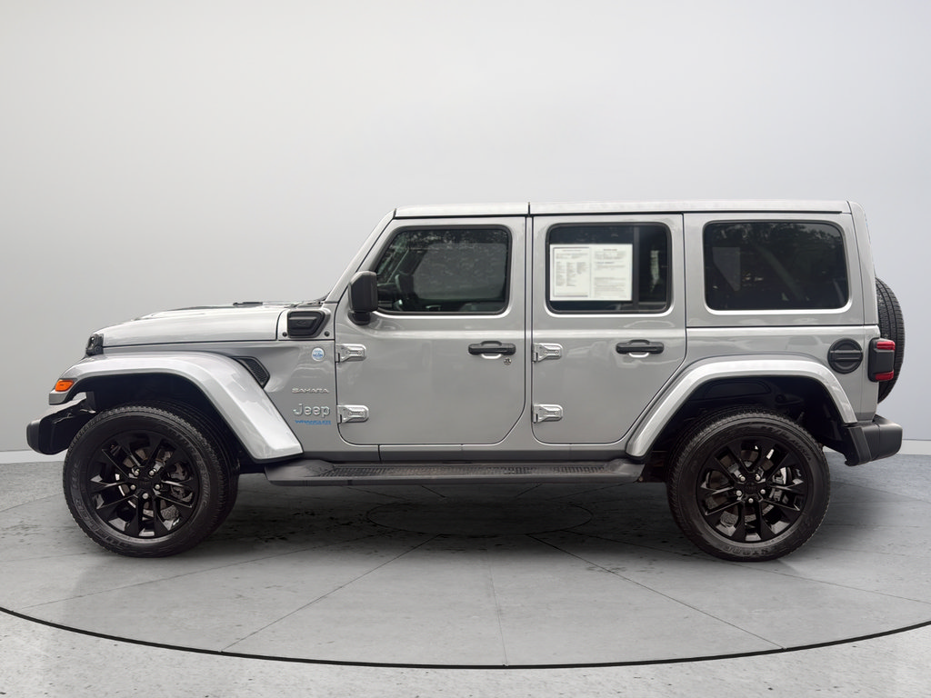 Used 2021 Jeep Wrangler Unlimited Sahara w/ Cold Weather Group AWD/4WD image 10