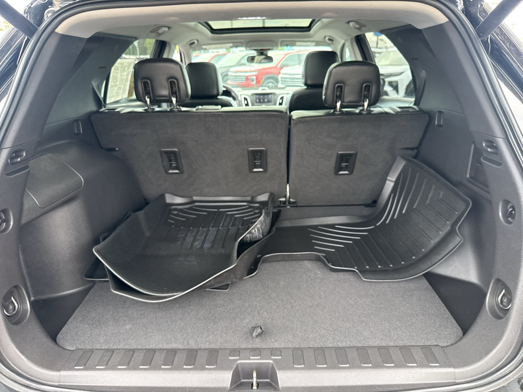Used 2020 Chevrolet Equinox LT w/ Midnight Edition FWD image 36