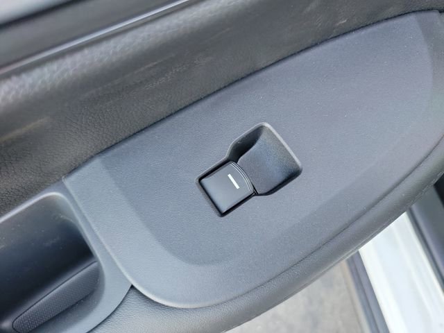New 2026 Honda HR-V LX image 13