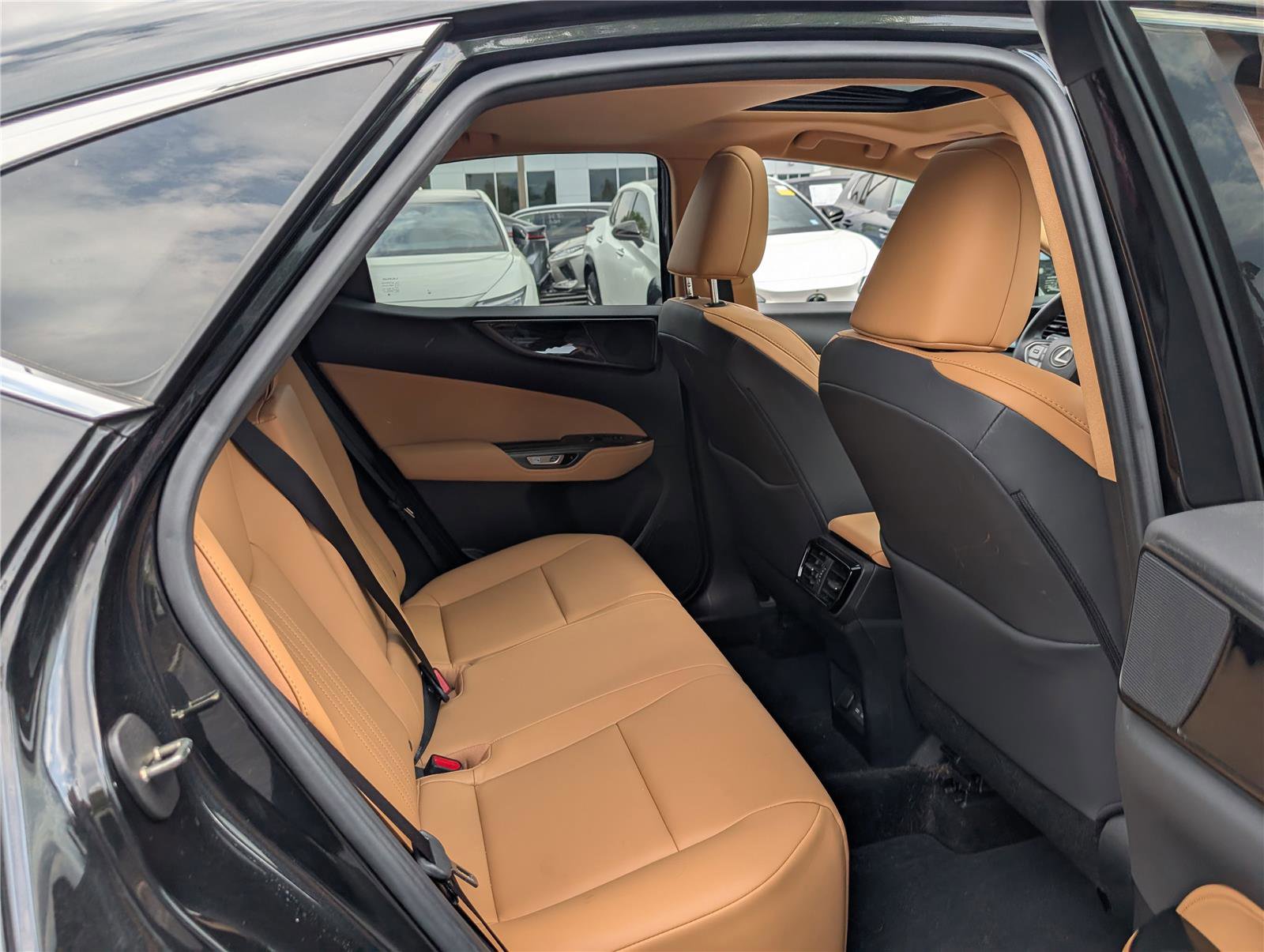 Used 2024 Lexus NX 350 AWD w/ Cold Area Package image 12