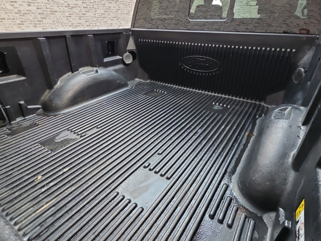 Used 2022 Ford F150 XLT image 14