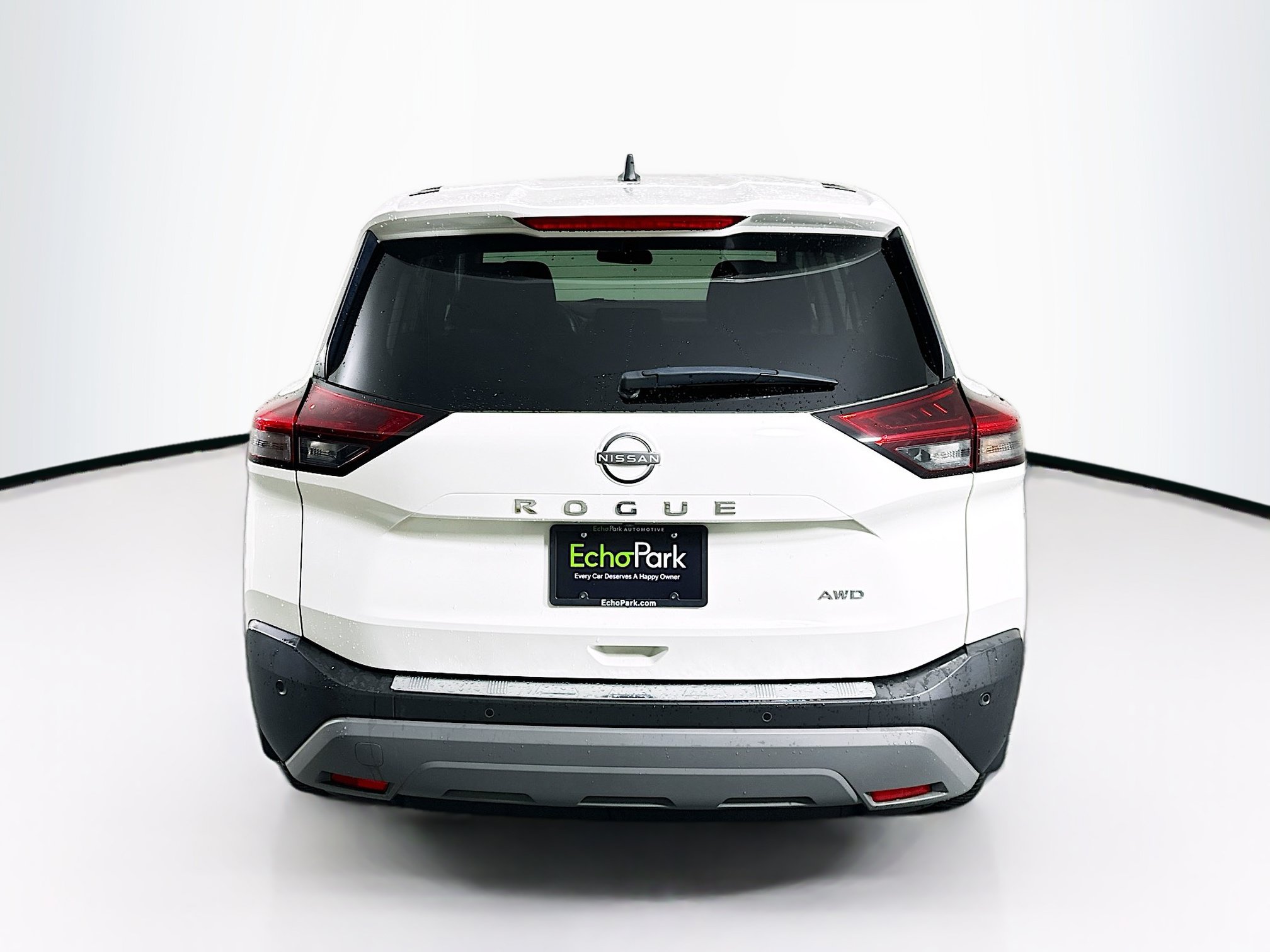 Used 2023 Nissan Rogue S AWD/4WD image 7