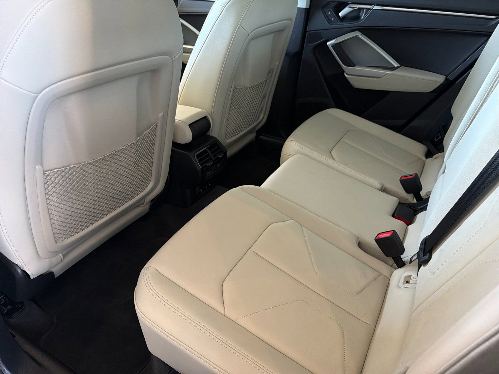 Used 2024 Audi Q3 2.0T Premium AWD/4WD image 11