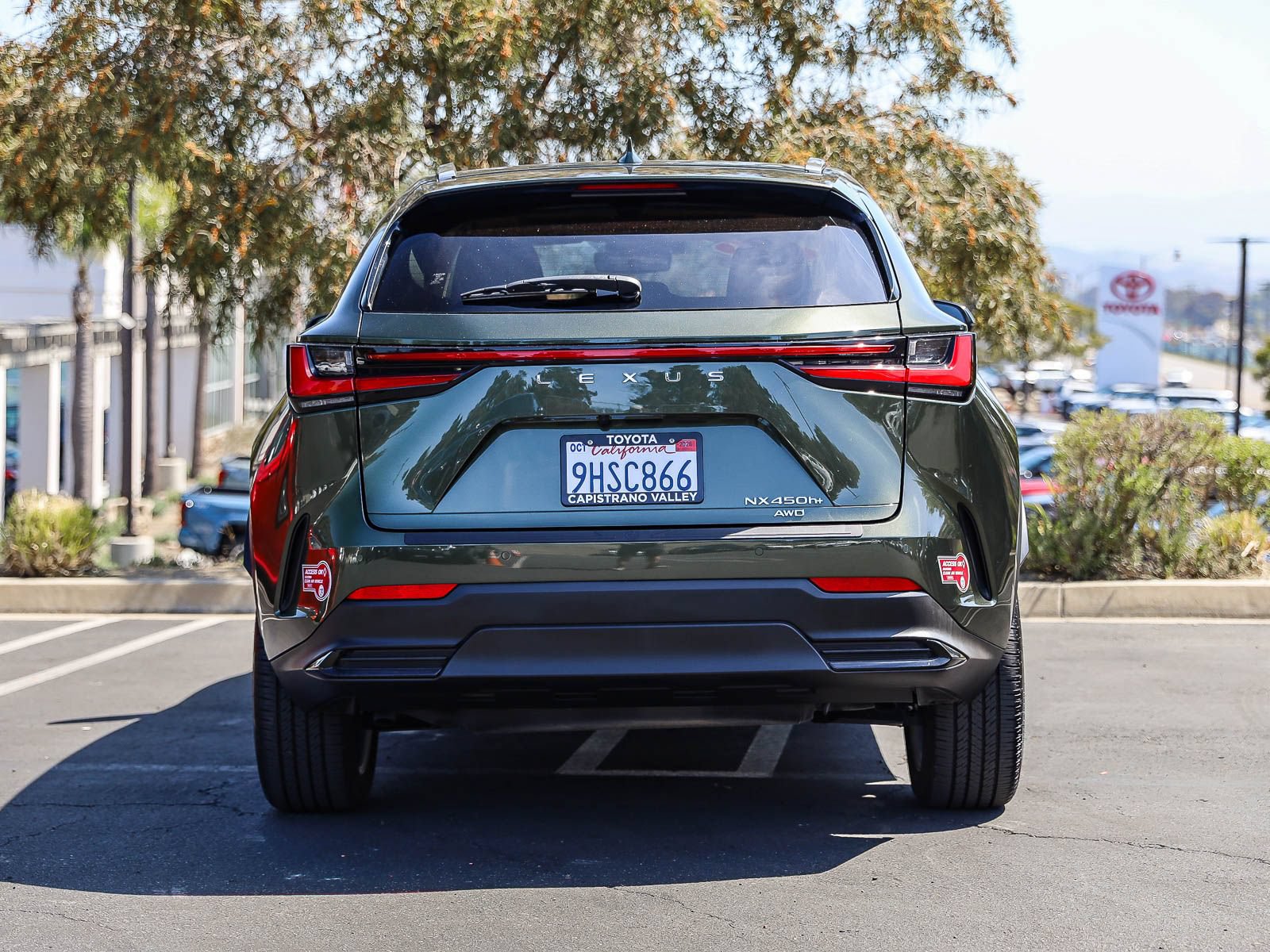 Used 2024 Lexus NX 450h+ AWD w/ Vision Package image 5