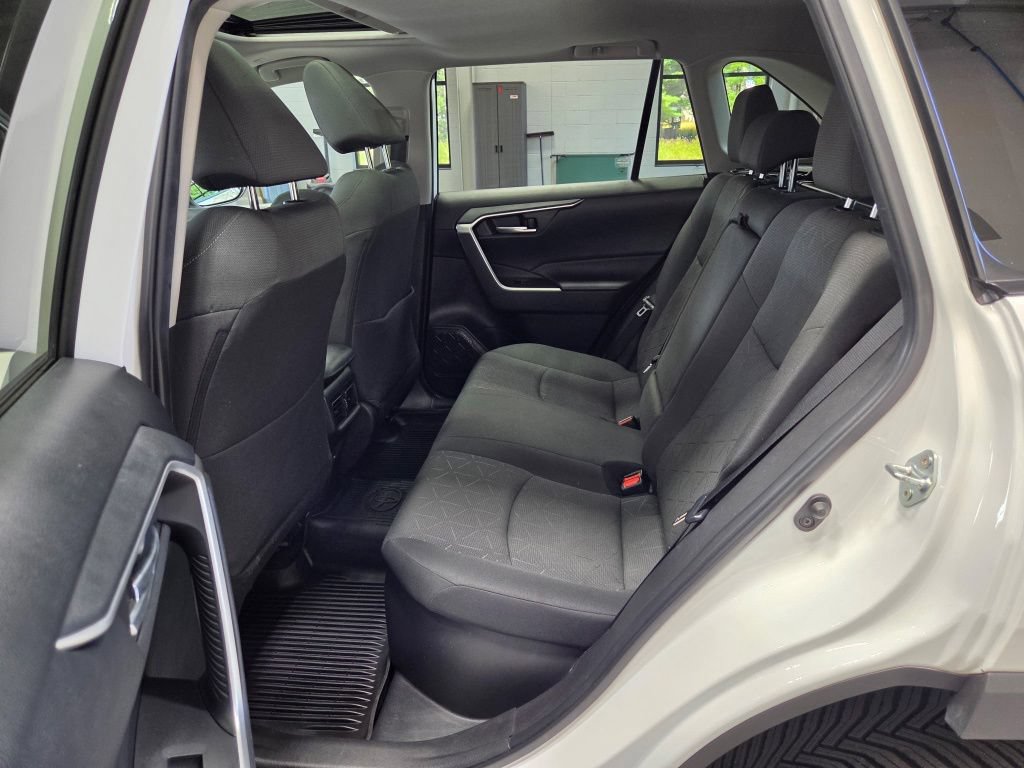 Used 2024 Toyota RAV4 XLE w/ Convenience Package AWD/4WD image 15
