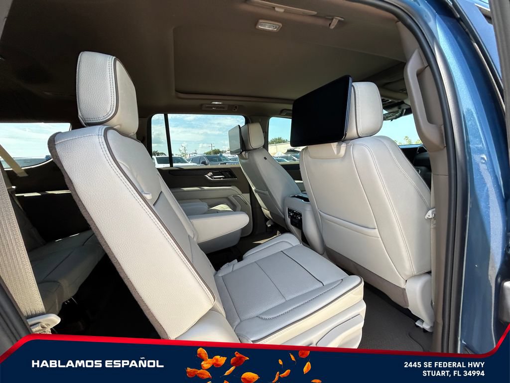 New 2026 GMC Yukon XL Denali w/ Denali Reserve Package AWD/4WD image 16