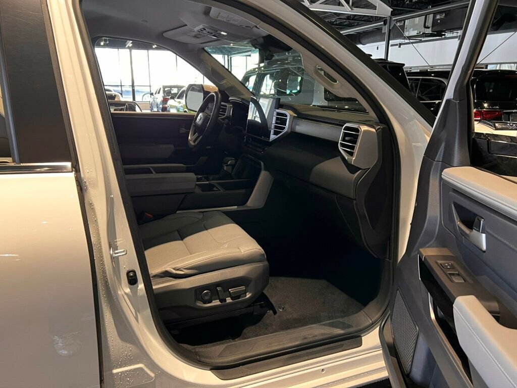 Used 2024 Toyota Tundra Limited w/ Power Package image 15