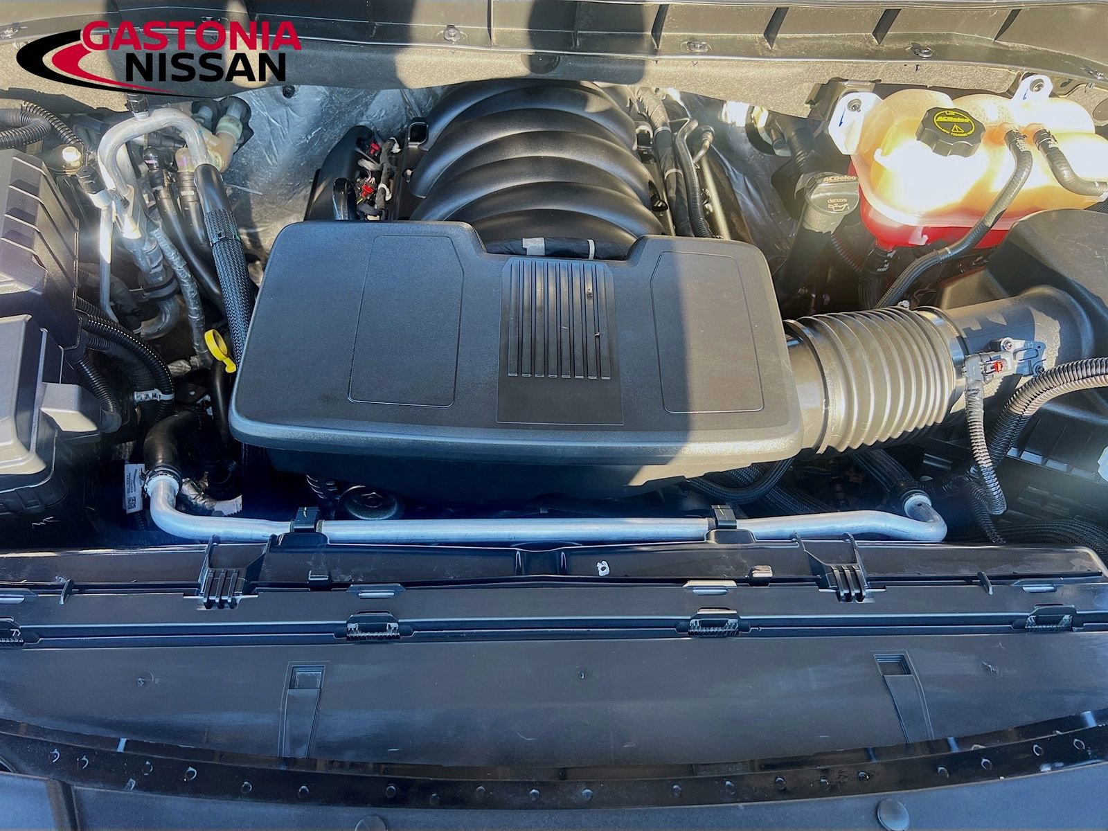 Used 2024 Chevrolet Suburban LT image 41