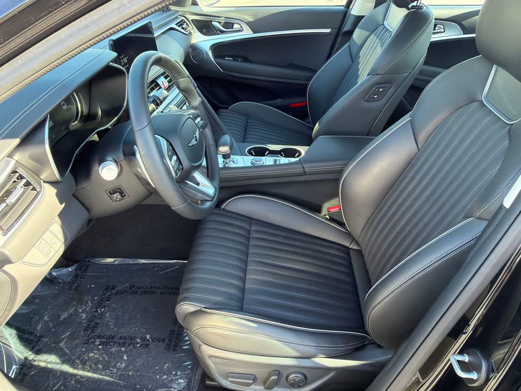 Used 2026 Genesis G70 2.5T Prestige image 9