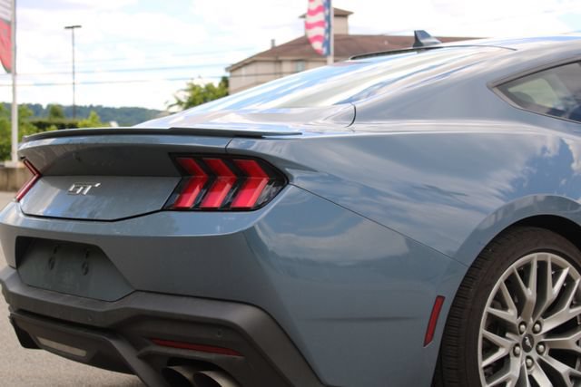 Used 2026 Ford Mustang GT Premium RWD image 6