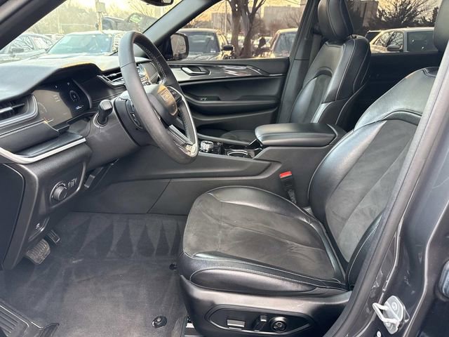 Used 2023 Jeep Grand Cherokee L Laredo image 19