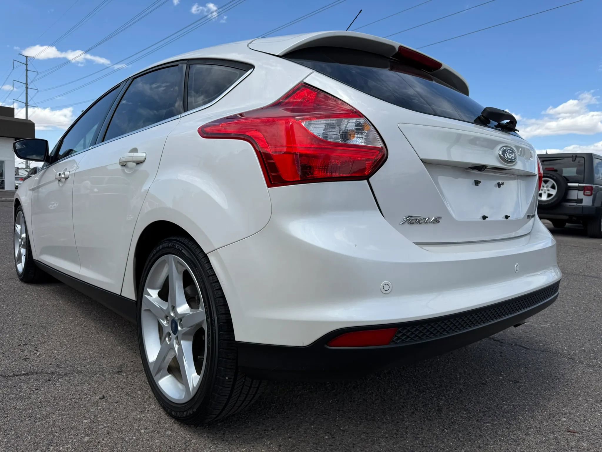 Used 2012 Ford Focus Titanium image 39