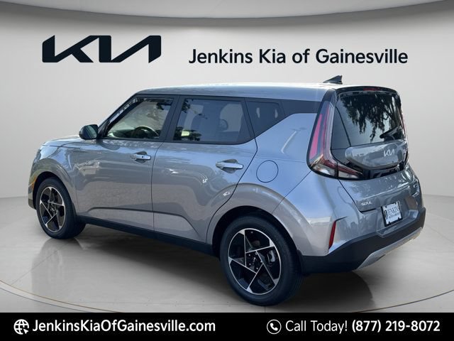Used 2025 Kia Soul EX FWD image 5