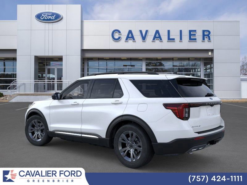 Used 2025 Ford Explorer Active w/ Active Comfort Package image 4