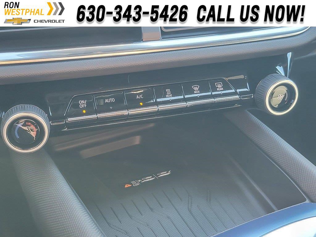 New 2026 Chevrolet Equinox EV LT image 13