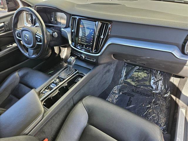 Used 2019 Volvo S60 T5 Momentum w/ Premium Package FWD image 27