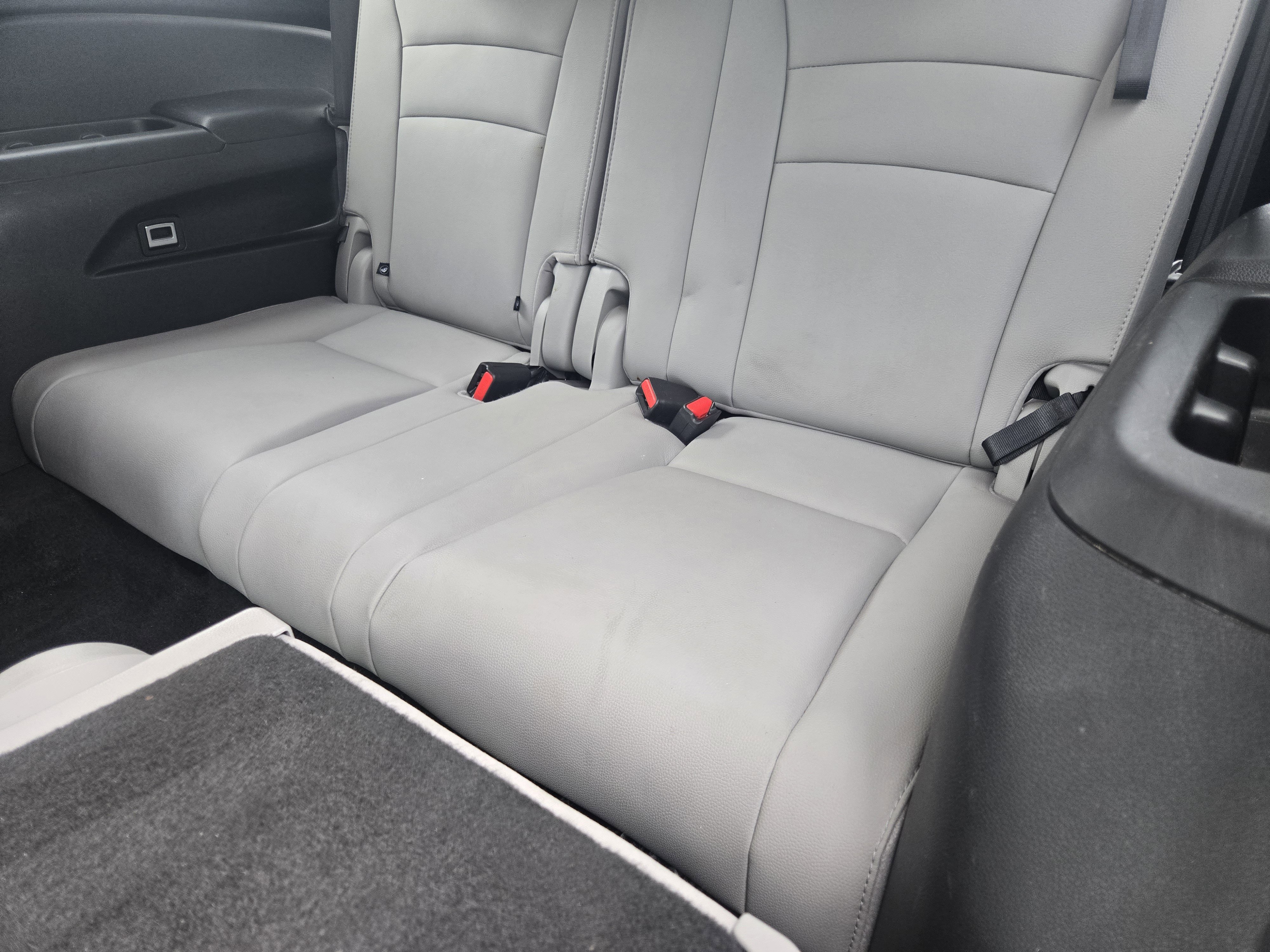 Used 2018 Honda Pilot Elite image 27