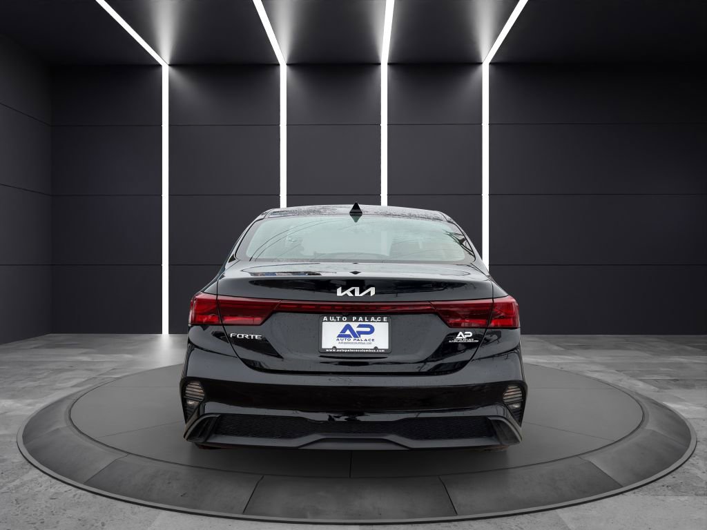 Used 2023 Kia Forte LXS image 5