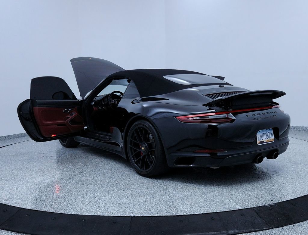 Used 2018 Porsche 911 Carrera 4 GTS image 10