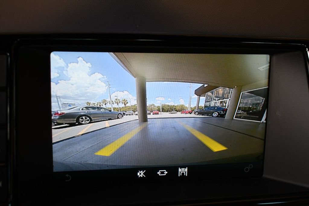 Used 2018 Jaguar F-TYPE Coupe RWD image 45