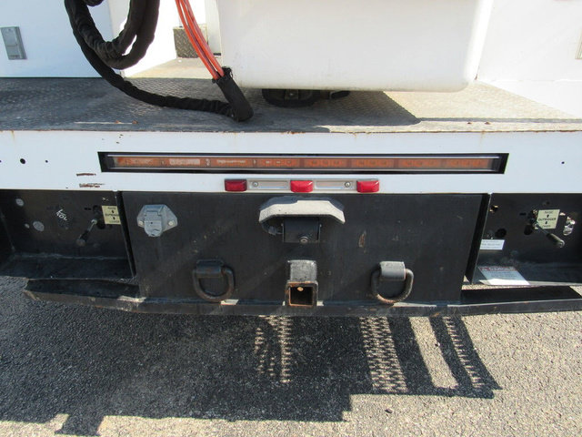 Used 2017 Ford F550 2WD Crew Cab Super Duty image 25