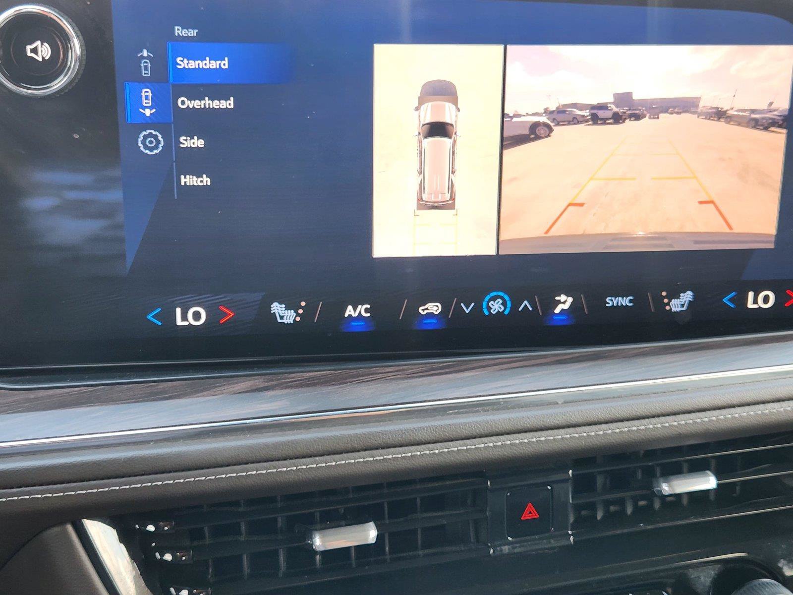 Used 2025 Chevrolet Tahoe LT RWD image 13