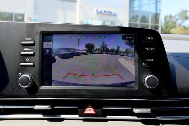 Used 2024 Hyundai Elantra SE image 7