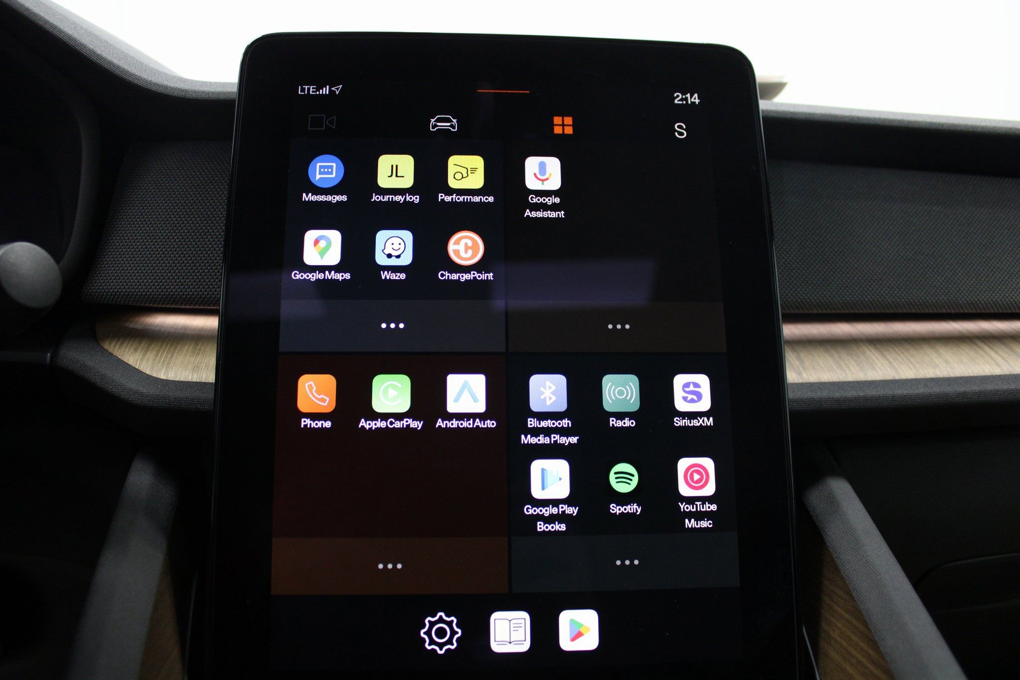 Used 2021 Polestar Polestar 2 image 42