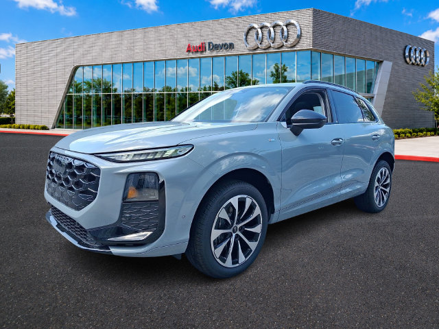 New 2026 Audi Q3 quattro 2.0T AWD/4WD image 2