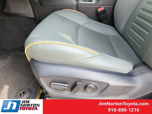Used 2025 Toyota Tacoma 4x4 Double Cab Hybrid image 25