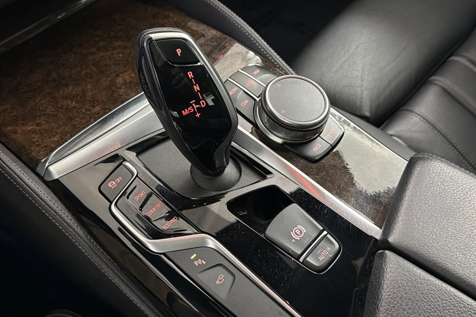 Used 2019 BMW 530i RWD image 20