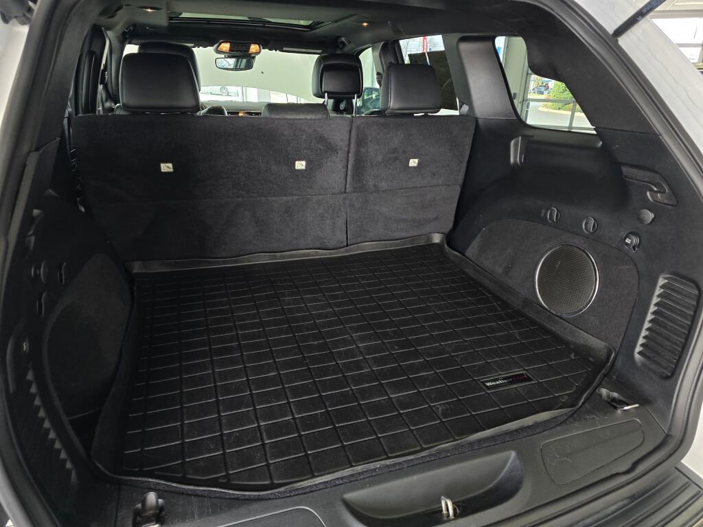 Used 2020 Jeep Grand Cherokee Limited X image 17