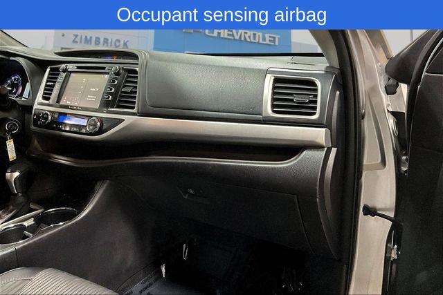 Used 2016 Toyota Highlander Plus w/ Protection Package #3 image 26