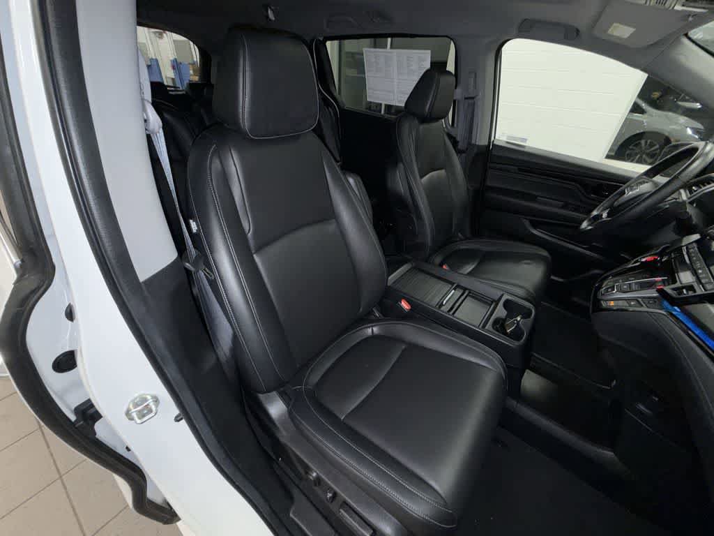 Used 2023 Honda Odyssey Touring image 16