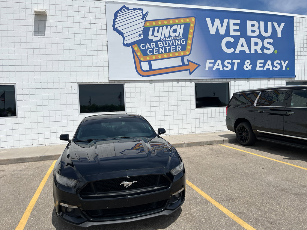 Used 2015 Ford Mustang GT Premium RWD image 3