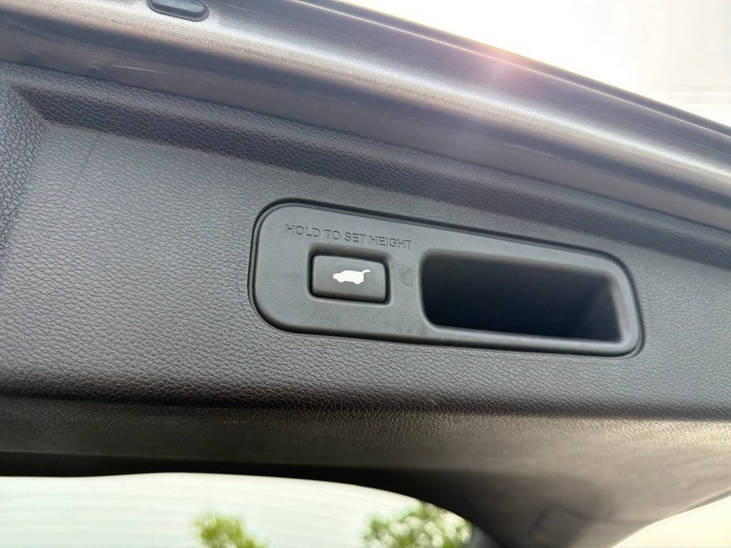 Certified 2022 Honda Odyssey Touring image 23