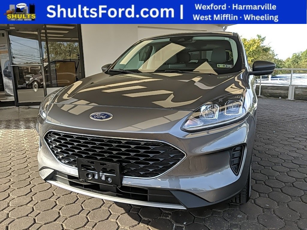 Certified 2022 Ford Escape SE w/ Convenience Package image 1