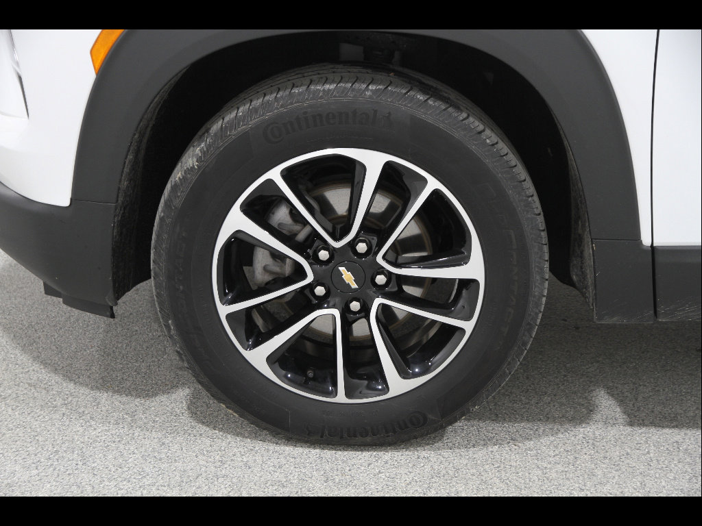 Certified 2024 Chevrolet TrailBlazer LT w/ LT Cold Weather Package image 22