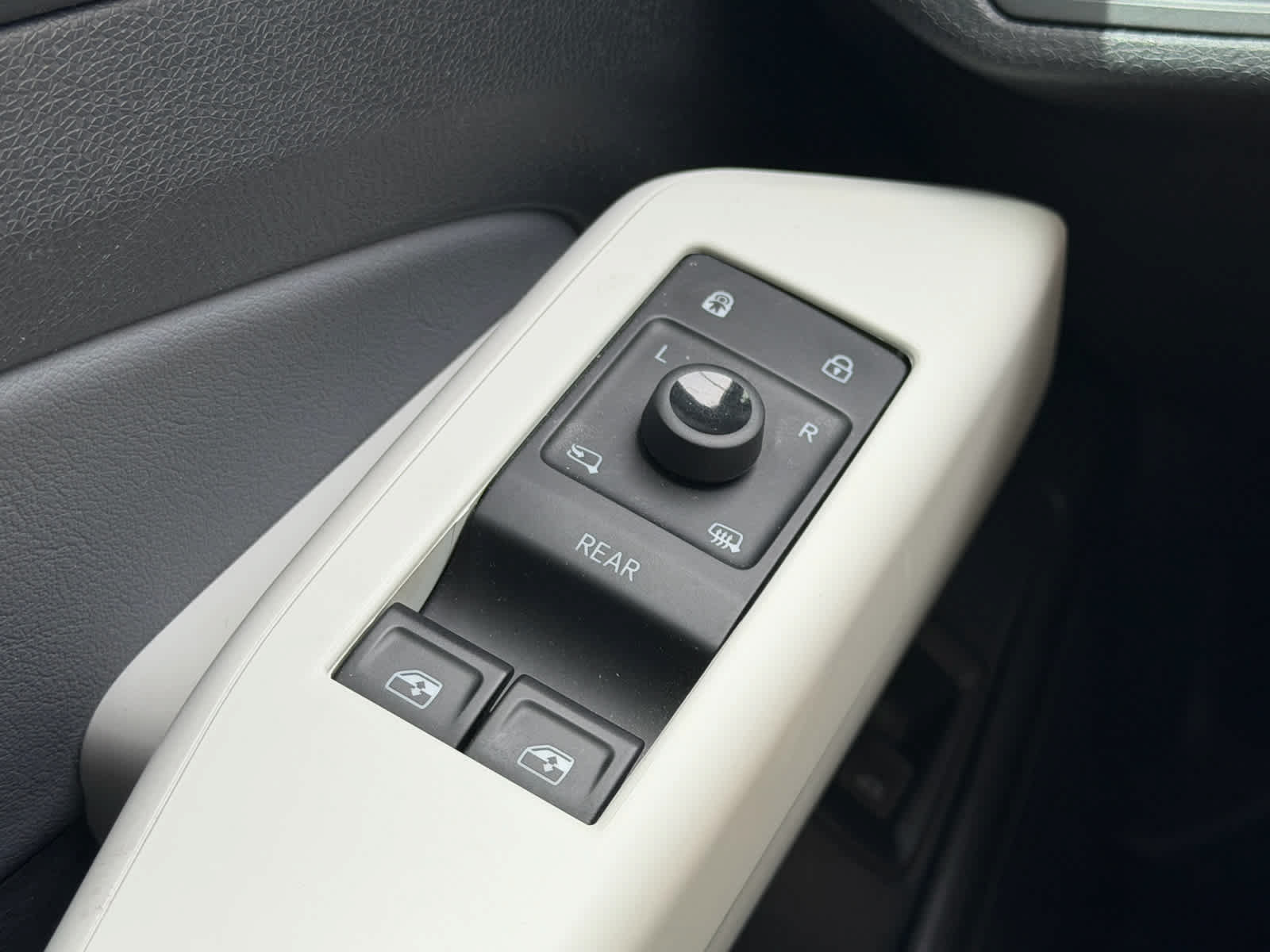 Used 2021 Volkswagen ID.4 1st Edition RWD image 19
