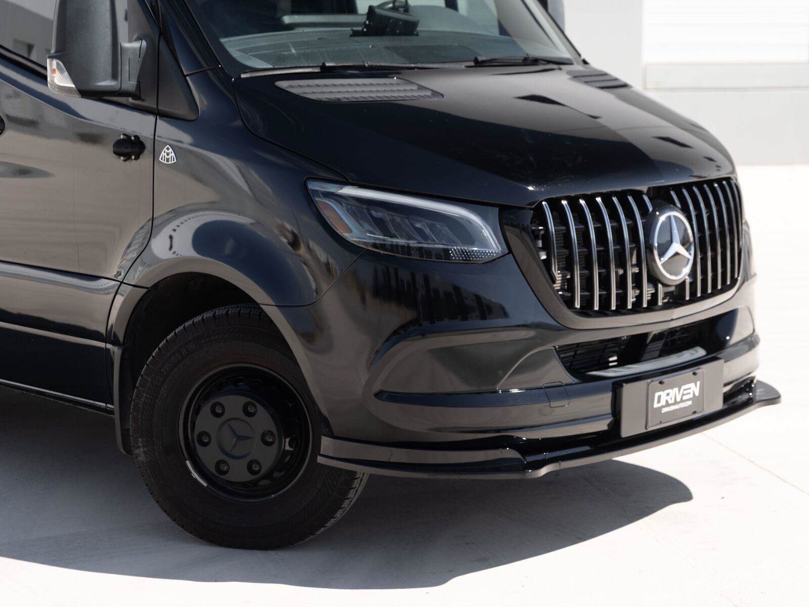 Used 2019 Mercedes-Benz Sprinter 3500 image 4