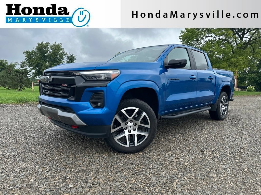 Used 2023 Chevrolet Colorado Z71 w/ Z71 Convenience Package 2