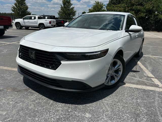 Used 2023 Honda Accord LX image 9