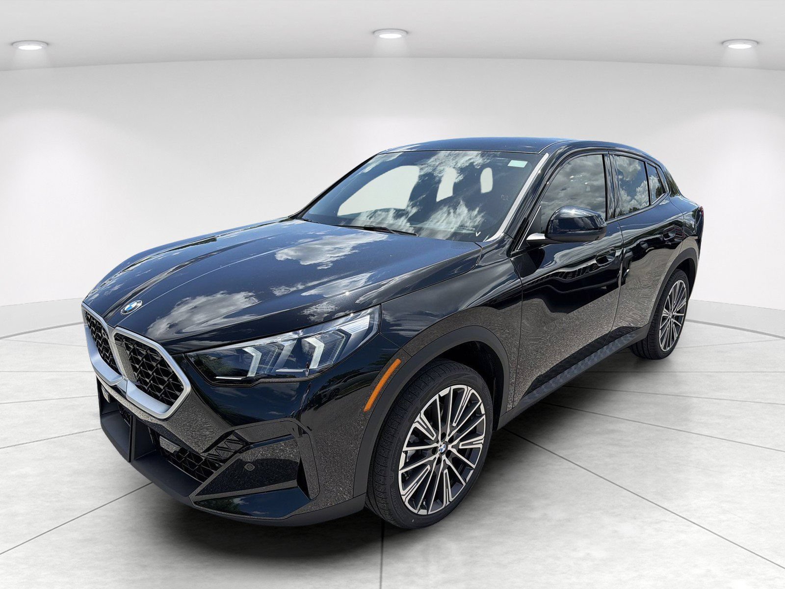 New 2026 BMW X2 xDrive28i w/ Technology Package AWD/4WD image 8