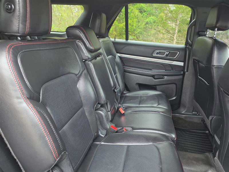 Used 2017 Ford Explorer Sport AWD/4WD image 28
