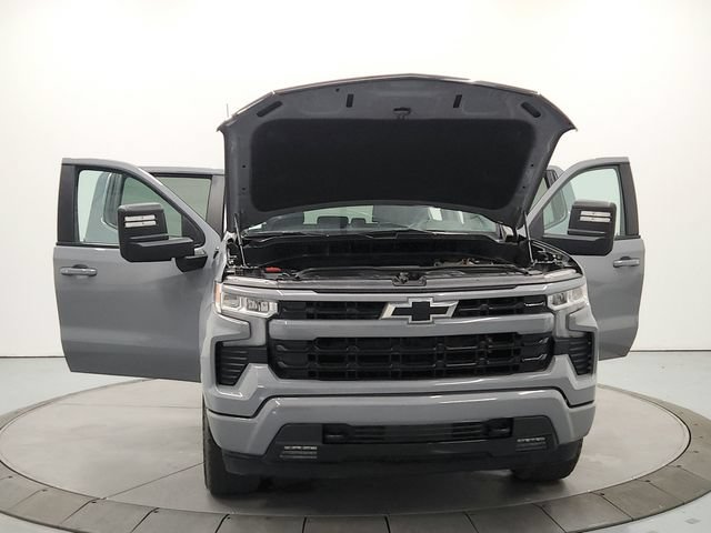 Used 2024 Chevrolet Silverado 1500 RST w/ Z71 Off-Road Package AWD/4WD image 10