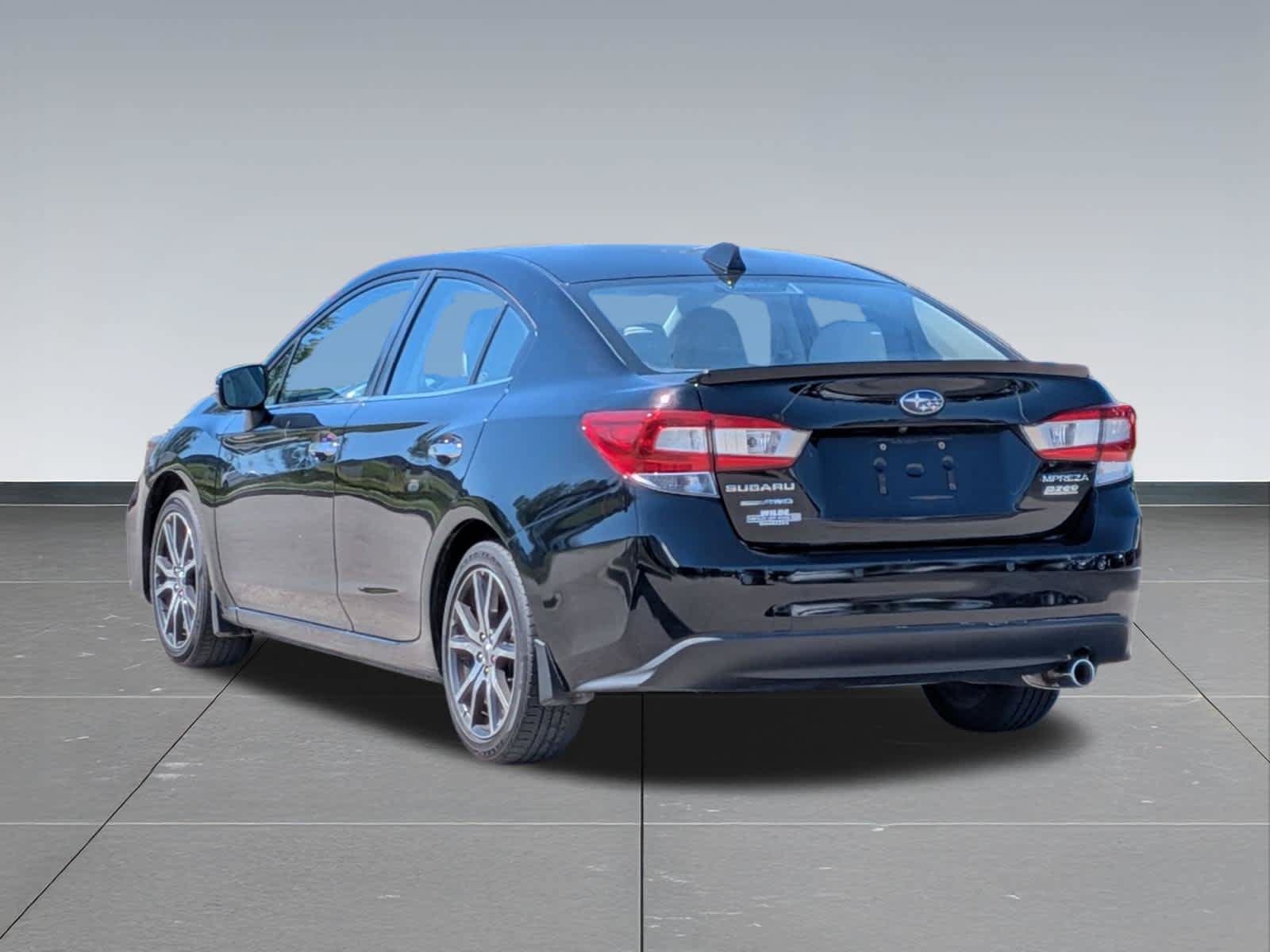 Used 2017 Subaru Impreza 2.0i Limited w/ Moonroof/BSD & Rcta/Eyesight AWD/4WD image 3